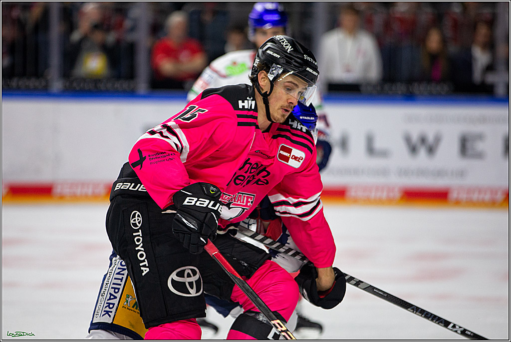 PENNY DEL; Koelner Haie- Eisbaeren Berlin; Koeln, 16.10.2022